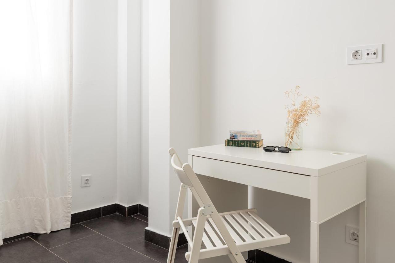 Fun Building Duplexes By Homeabout マラガ エクステリア 写真